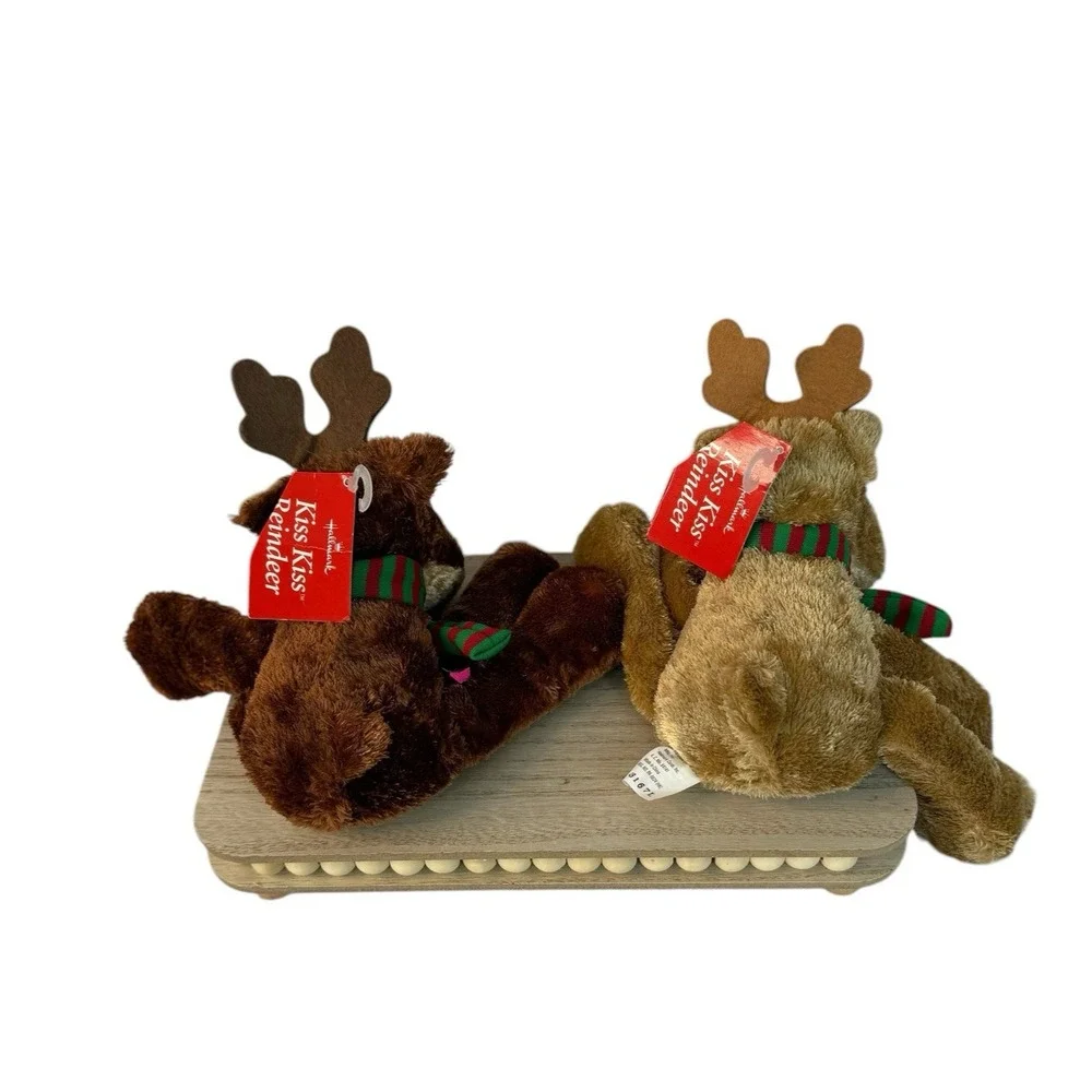 Hallmark Rodney & Rhonda Reindeer Kissing Plush Magnetic Lips Christmas w/tags